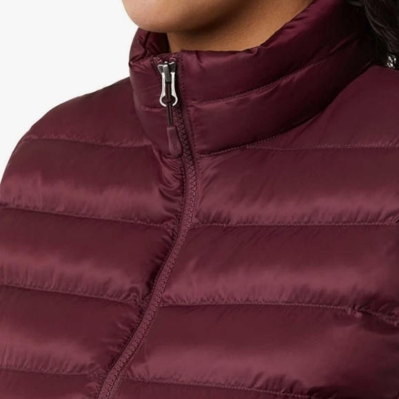 NWT's Womens (M) Maroon 32 Degrees Heat Midweight Puffer Vest - Picture 5 of 6